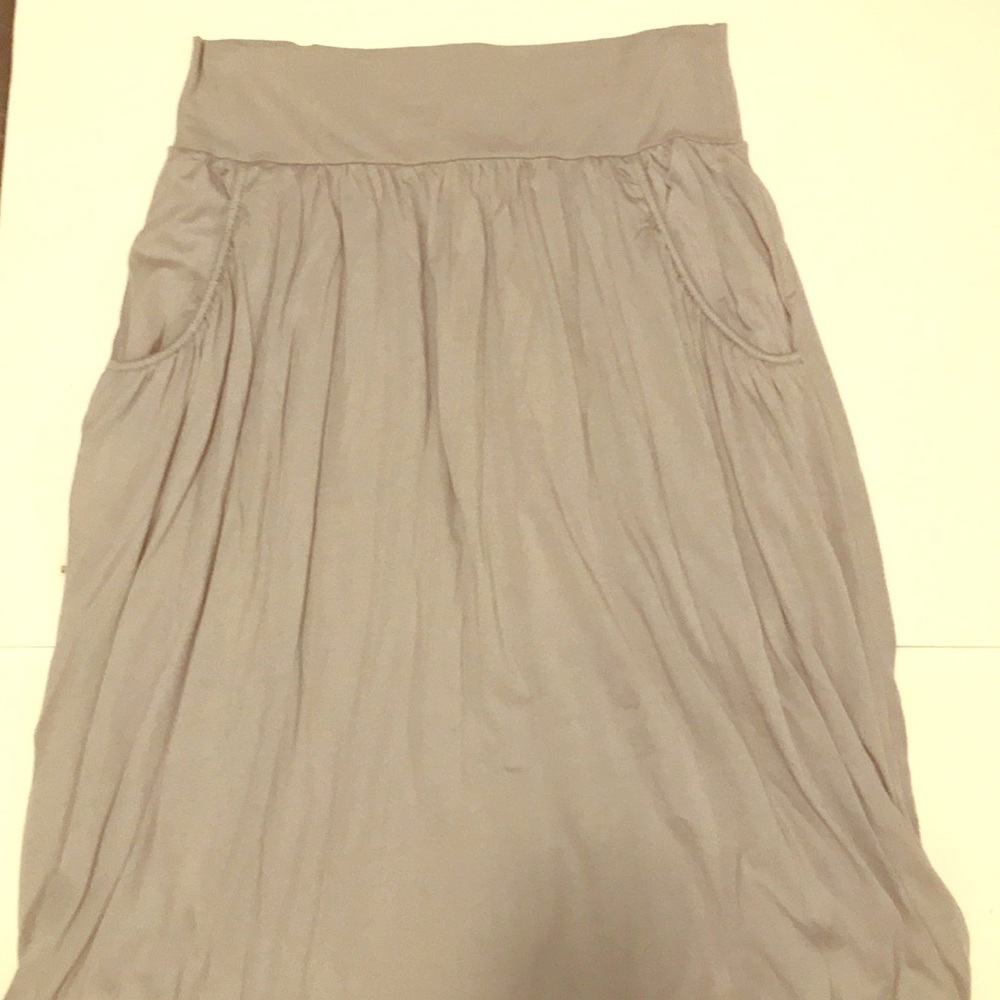 Garnet Hill maxi skirt. Light weight ankle skirt